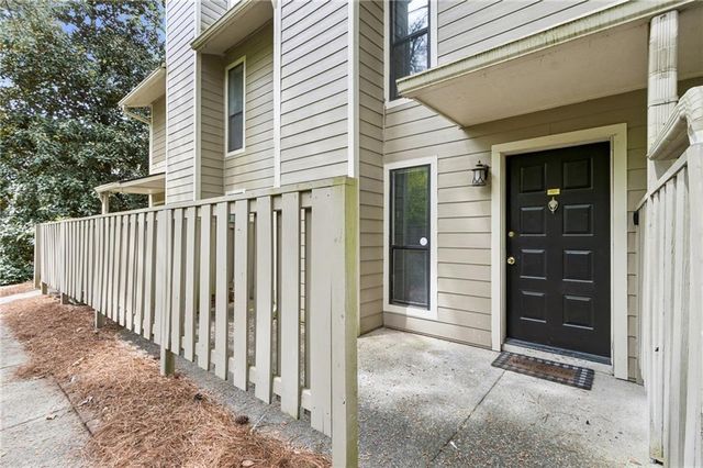 107 River Mill Circle, Roswell, GA 30075