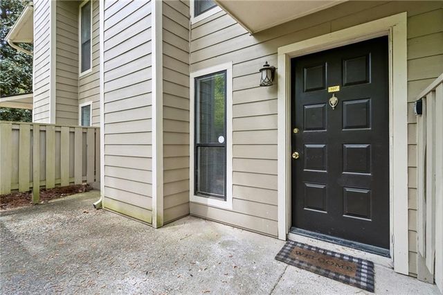 107 River Mill Circle, Roswell, GA 30075