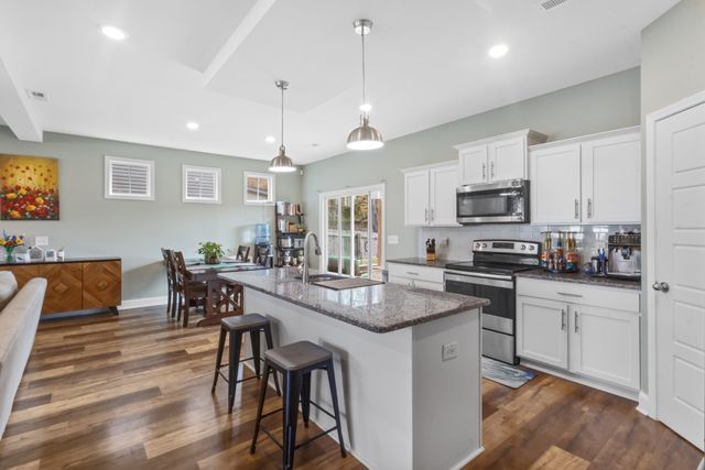 116 Eagles Perch Ln, Clarksville, TN 37040