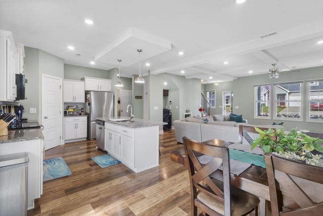 116 Eagles Perch Ln, Clarksville, TN 37040