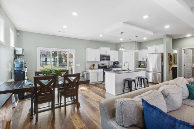 116 Eagles Perch Ln, Clarksville, TN 37040