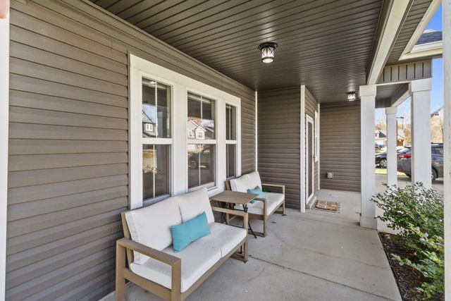 116 Eagles Perch Ln, Clarksville, TN 37040