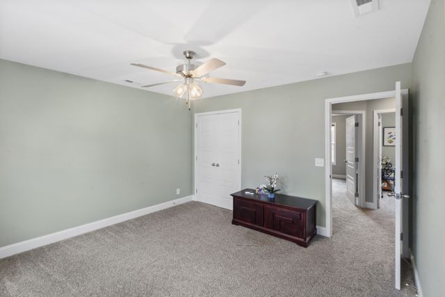 116 Eagles Perch Ln, Clarksville, TN 37040