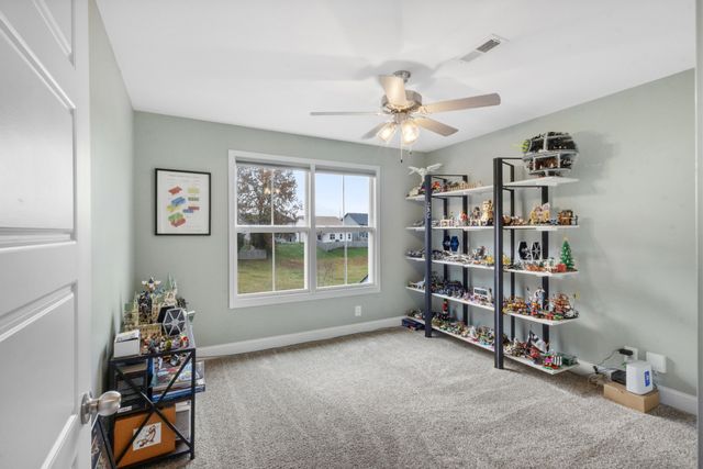 116 Eagles Perch Ln, Clarksville, TN 37040