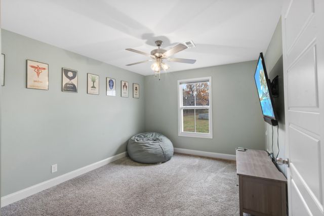 116 Eagles Perch Ln, Clarksville, TN 37040