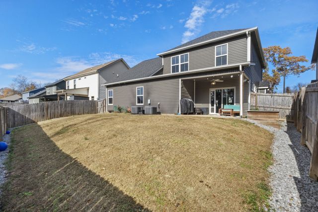 116 Eagles Perch Ln, Clarksville, TN 37040