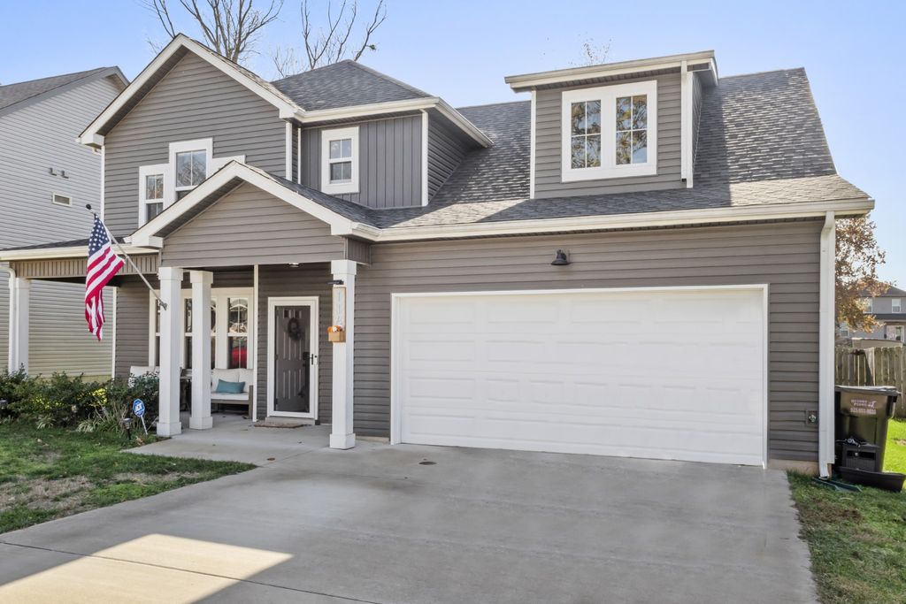 116 Eagles Perch Ln, Clarksville, TN 37040