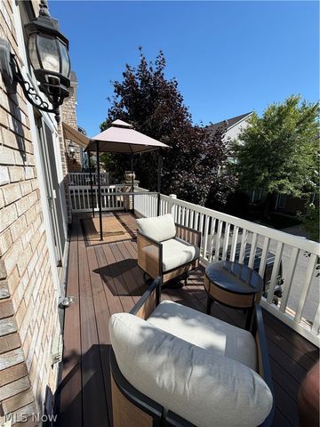 2257 City View Drive, Cleveland, OH 44113