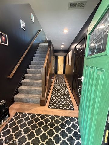 2257 City View Drive, Cleveland, OH 44113