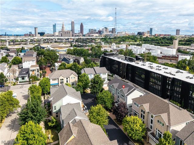 2257 City View Drive, Cleveland, OH 44113