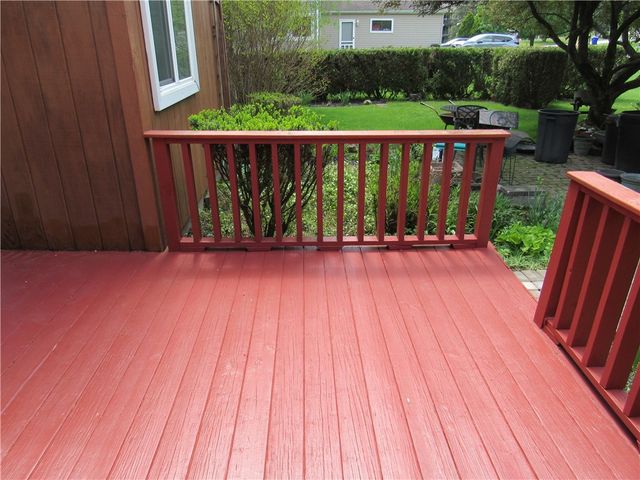 8 Hanningfield Circle, Perinton, NY 14450