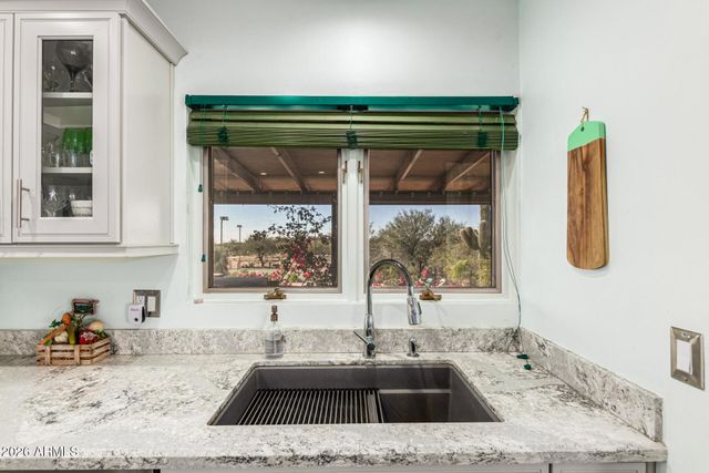 5626 E WINDSTONE Trail, Cave Creek, AZ 85331