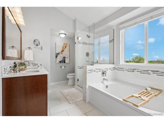 7579 Bantry Ct, Lone Tree, CO 80124