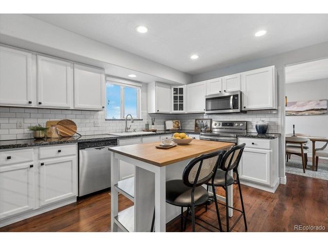 7579 Bantry Ct, Lone Tree, CO 80124