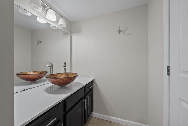 1324 Lake Shore Drive, B, Columbus, OH 43204