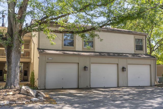 1324 Lake Shore Drive, B, Columbus, OH 43204