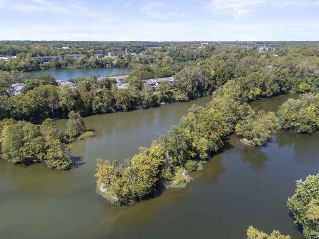 1324 Lake Shore Drive, B, Columbus, OH 43204