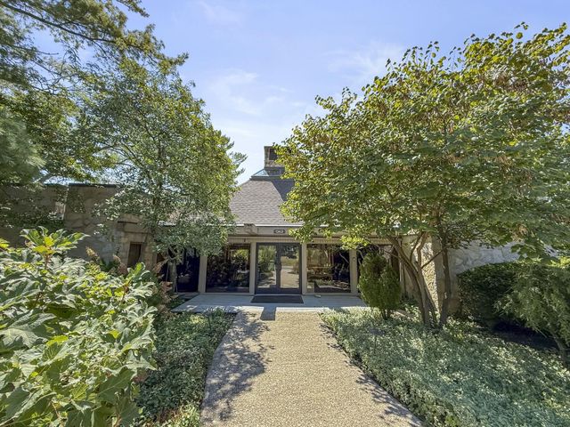 1324 Lake Shore Drive, B, Columbus, OH 43204