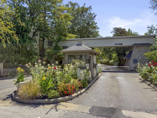 1324 Lake Shore Drive, B, Columbus, OH 43204