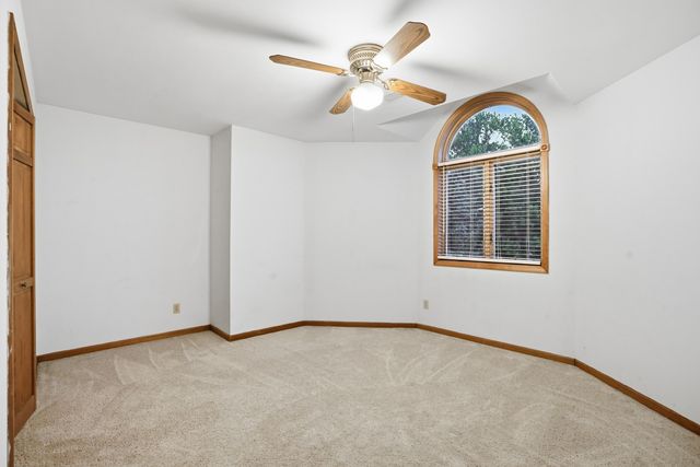 1500 W 96th Place, Crown Point, IN 46307