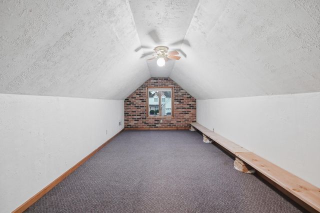 1500 W 96th Place, Crown Point, IN 46307