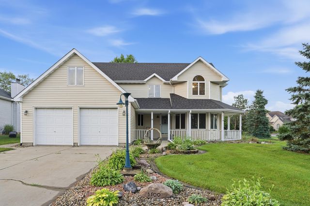 1500 W 96th Place, Crown Point, IN 46307