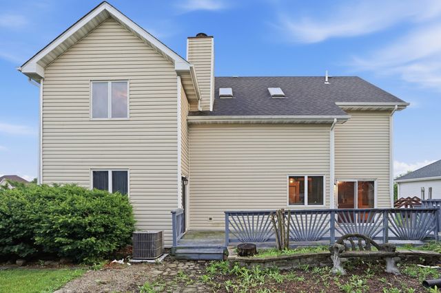 1500 W 96th Place, Crown Point, IN 46307