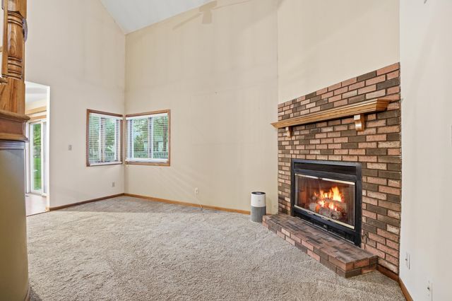 1500 W 96th Place, Crown Point, IN 46307