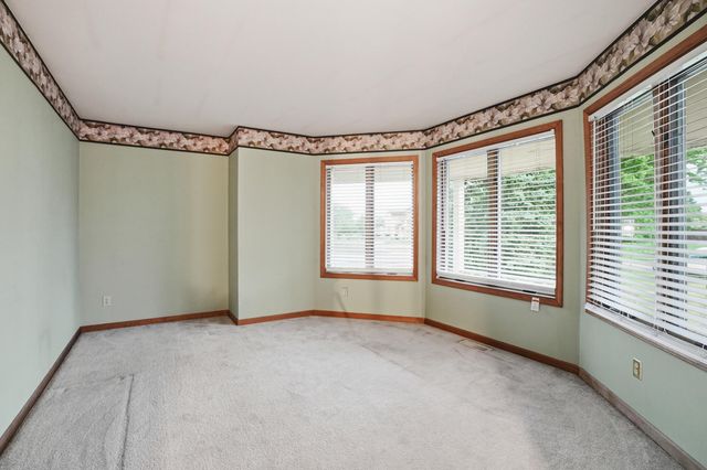 1500 W 96th Place, Crown Point, IN 46307