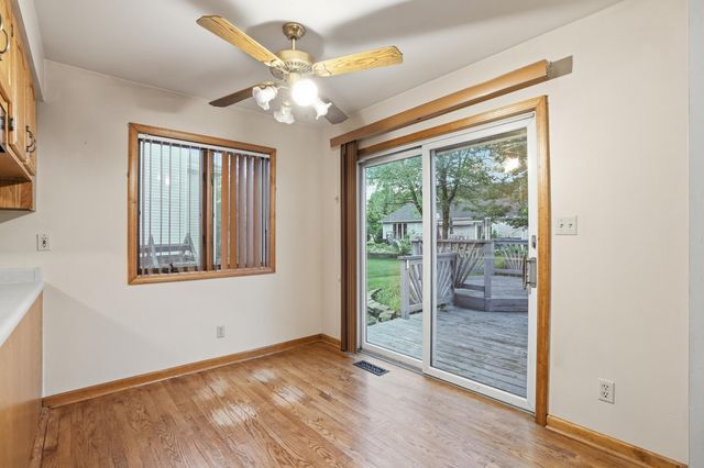 1500 W 96th Place, Crown Point, IN 46307