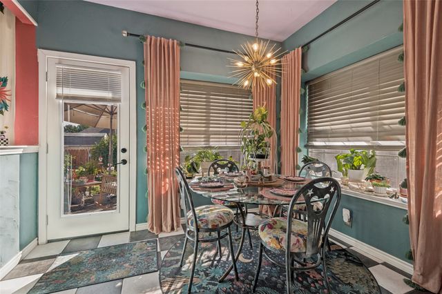 925 Rio Vista Lane, Arlington, TX 76017