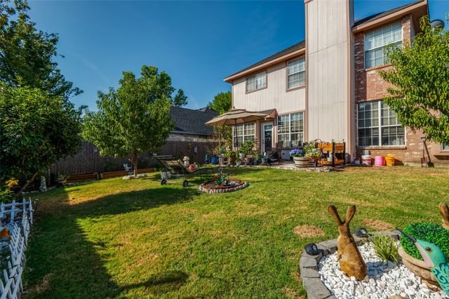 925 Rio Vista Lane, Arlington, TX 76017