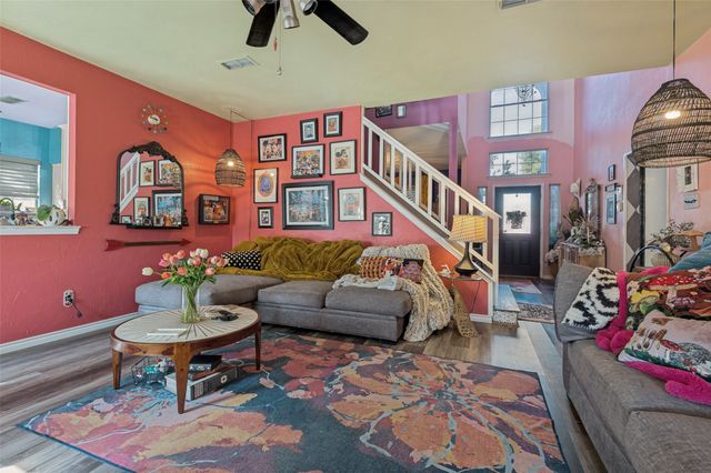 925 Rio Vista Lane, Arlington, TX 76017