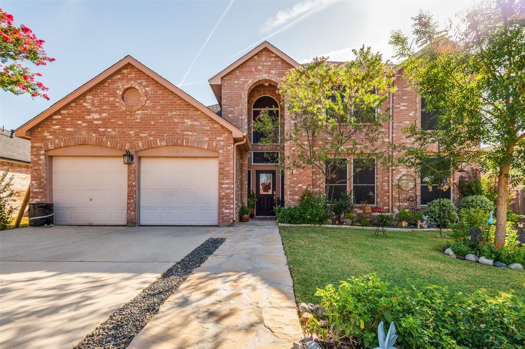 925 Rio Vista Lane, Arlington, TX 76017 — photo 2