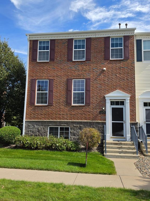15826 Frisian Lane, Apple Valley, MN 55124 — photo 2