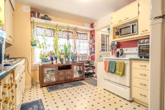 1489 BOYD STREET, Allouez, WI 54301