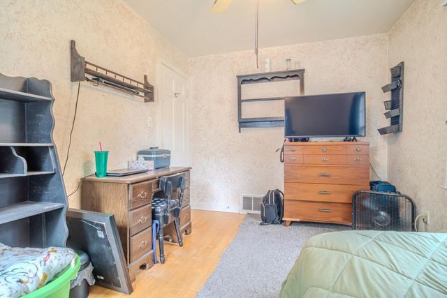 1489 BOYD STREET, Allouez, WI 54301