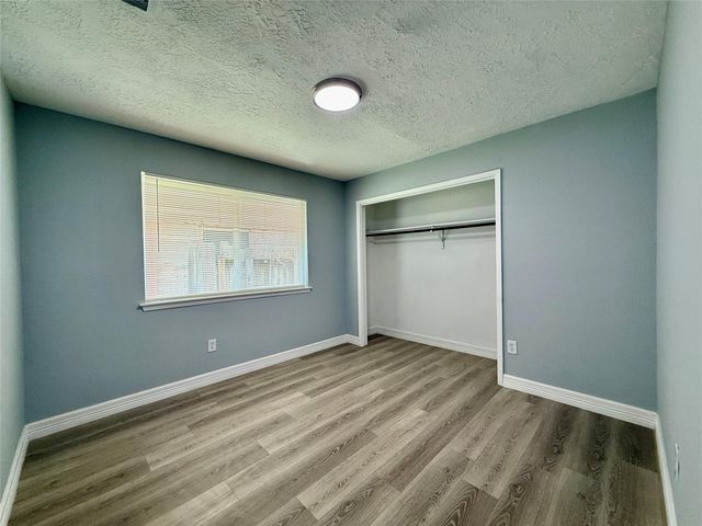 10722 Sashay Drive, Houston, TX 77099