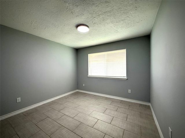 10722 Sashay Drive, Houston, TX 77099