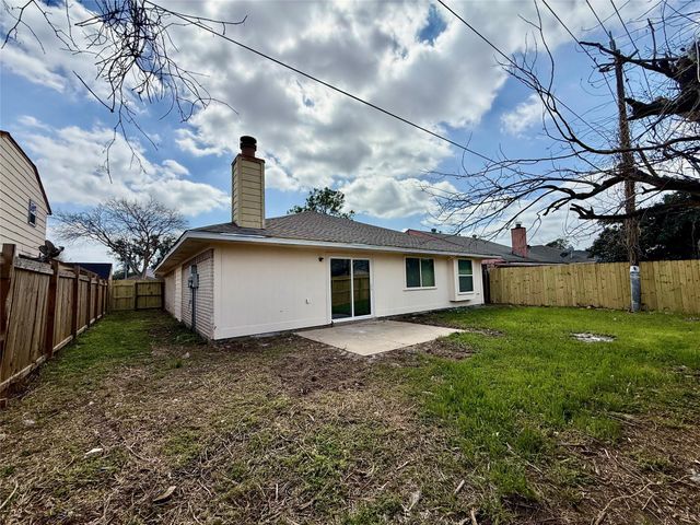 10722 Sashay Drive, Houston, TX 77099