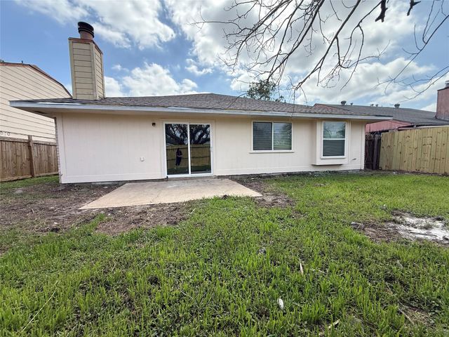 10722 Sashay Drive, Houston, TX 77099