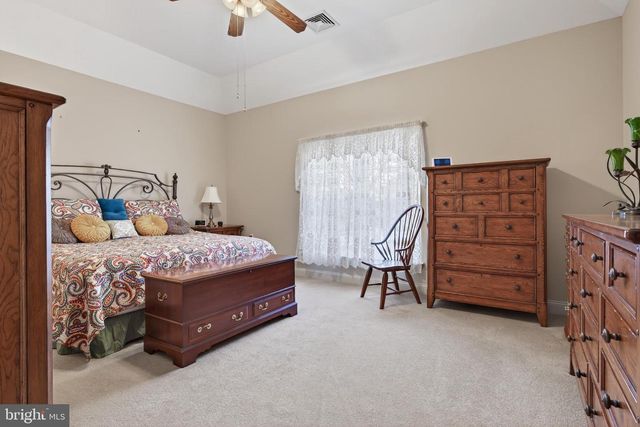 1832 MERCERS ML, Lancaster, PA 17601