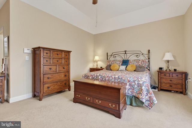 1832 MERCERS ML, Lancaster, PA 17601