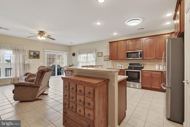 1832 MERCERS ML, Lancaster, PA 17601