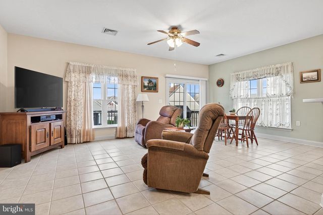 1832 MERCERS ML, Lancaster, PA 17601