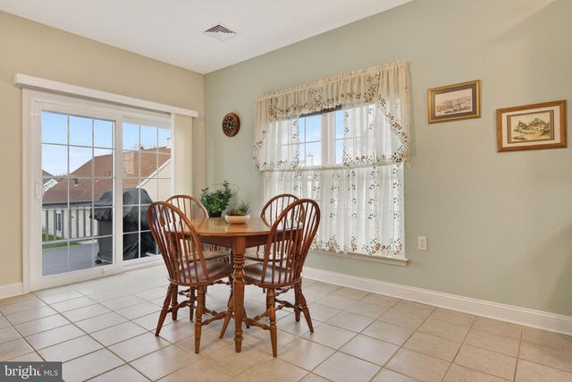 1832 MERCERS ML, Lancaster, PA 17601