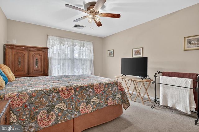 1832 MERCERS ML, Lancaster, PA 17601