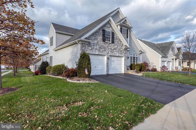 1832 MERCERS ML, Lancaster, PA 17601