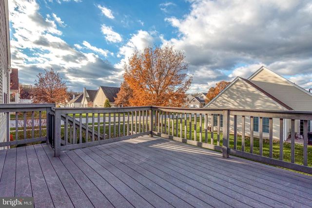 1832 MERCERS ML, Lancaster, PA 17601