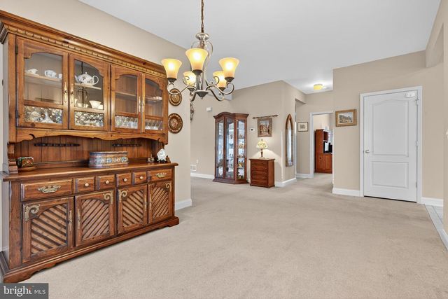 1832 MERCERS ML, Lancaster, PA 17601